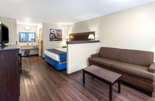 Grants Hotel | Days Inn by Wyndham Grants