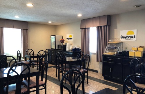 Grants Hotel | Days Inn by Wyndham Grants