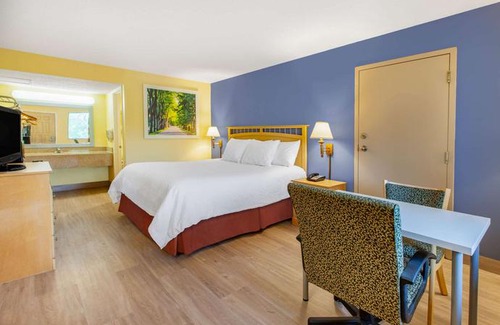 Grantville Hotel | Days Inn by Wyndham Grantville