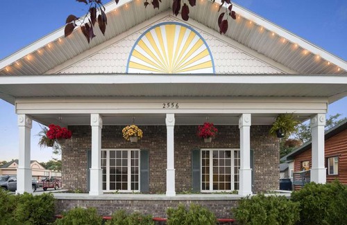 Grayling Hotel | Days Inn by Wyndham Grayling