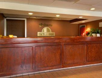 Greenville Hotel | Days Inn by Wyndham Greenville MS