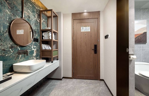 Sanya Hotel | Days Inn By Wyndham Hainan Sanya Bay