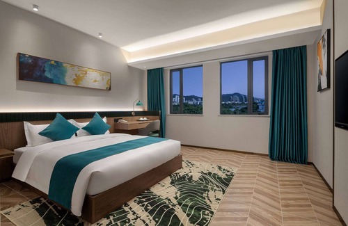 Sanya Hotel | Days Inn By Wyndham Hainan Sanya Bay