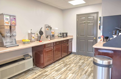 Harriman Hotel | Days Inn by Wyndham Harriman