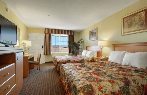 Hayward Hotel | Days Inn by Wyndham Hayward Airport