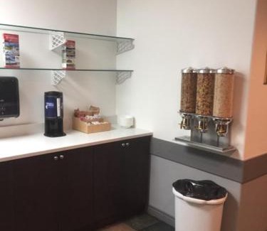 Hinton Hotel | Days Inn by Wyndham Hinton