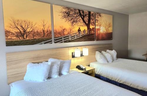 Brookhollow Hotel | Days Inn by Wyndham Houston