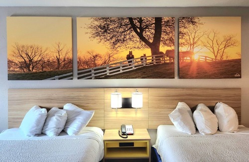 Brookhollow Hotel | Days Inn by Wyndham Houston