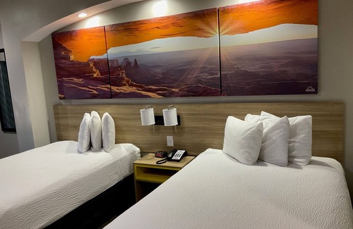 Humble Hotel | Days Inn by Wyndham Humble/Houston Intercontinental Airport