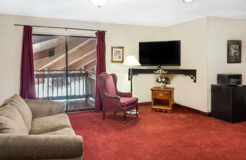 Jackson Hotel | Days Inn by Wyndham Jackson