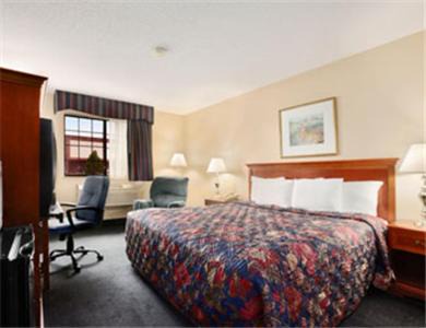 Keene Hotel | Days Inn by Wyndham Keene NH