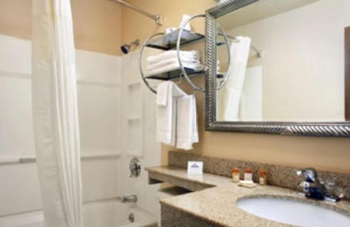 Keene Hotel | Days Inn by Wyndham Keene NH