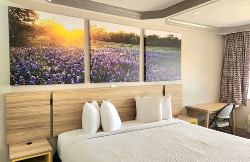 Kenedy Hotel | Days Inn by Wyndham Kenedy/Karnes City