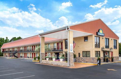 Lake City Hotel | Days Inn by Wyndham Lake City
