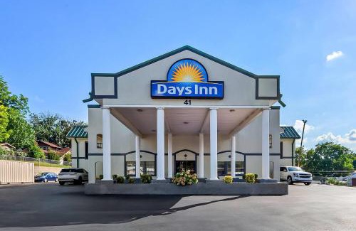 Lexington Hotel | Days Inn by Wyndham Lexington