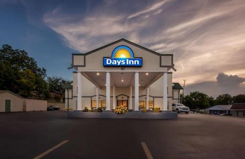 Lexington Hotel | Days Inn by Wyndham Lexington