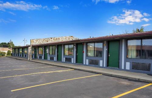 Liverpool Hotel | Days-Inn by Wyndham Liverpool-Syracuse