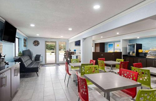 Miami Hotel | Days Inn by Wyndham Miami