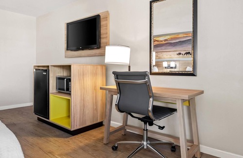 Nacogdoches Hotel | Days Inn by Wyndham Nacogdoches/SFA University/Downtown