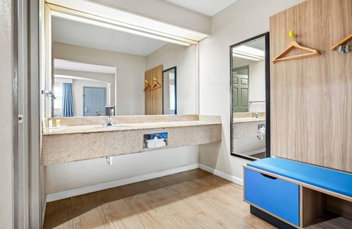 Nacogdoches Hotel | Days Inn by Wyndham Nacogdoches/SFA University/Downtown