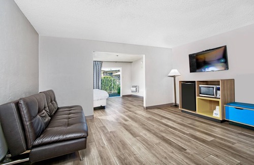 Novato Hotel | Days Inn by Wyndham Novato/San Francisco