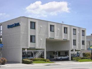 Orange Hotel | Days Inn by Wyndham Orange Anaheim