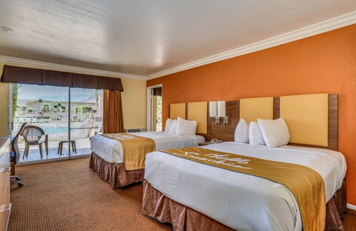 Little Tuscany Hotel | Days Inn by Wyndham Palm Springs
