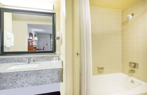 Paintsville Hotel | Days Inn by Wyndham Paintsville