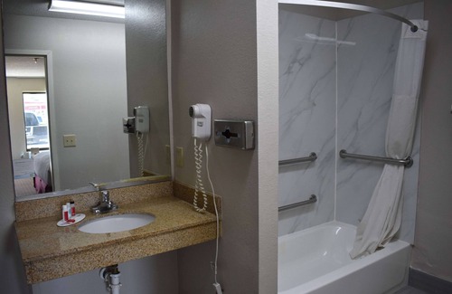 Reidsville Hotel | Days Inn by Wyndham Reidsville