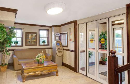 Ridgefield Hotel | Days Inn by Wyndham Ridgefield NJ