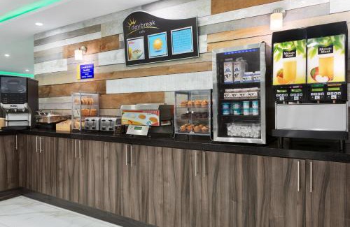 Saint John Hotel | Days Inn by Wyndham Saint John