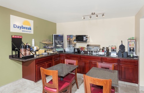Springfield Hotel | Days Inn by Wyndham Springfield