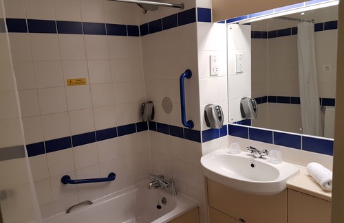 Wonston Hotel | Days Inn by Wyndham Sutton Scotney North