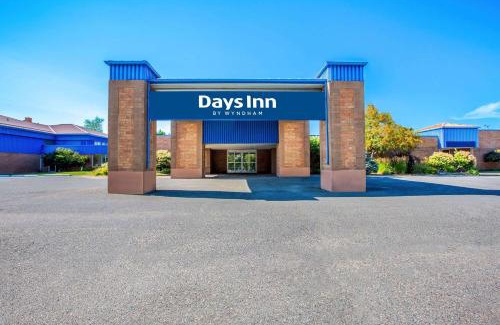 Sudbury Hotel | Days Inn by Wyndham Sudbury & Conference Centre