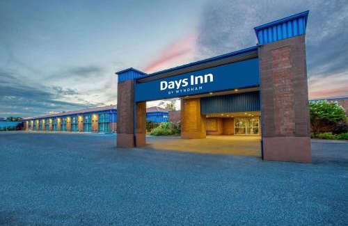 Sudbury Hotel | Days Inn by Wyndham Sudbury & Conference Centre