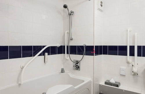Shifnal Hotel | Days Inn by Wyndham Telford Ironbridge M54