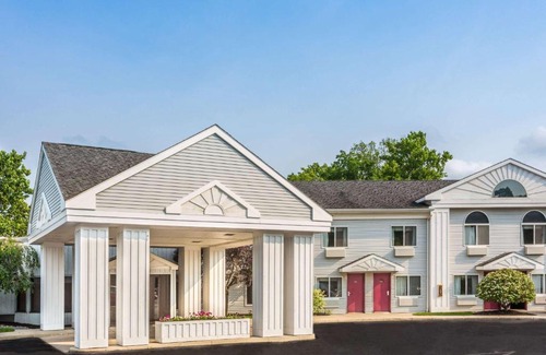 Tiffin Hotel | Days Inn by Wyndham Tiffin
