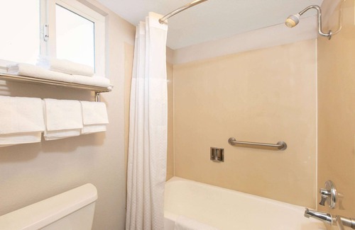 Ukiah Hotel | Days Inn by Wyndham Ukiah