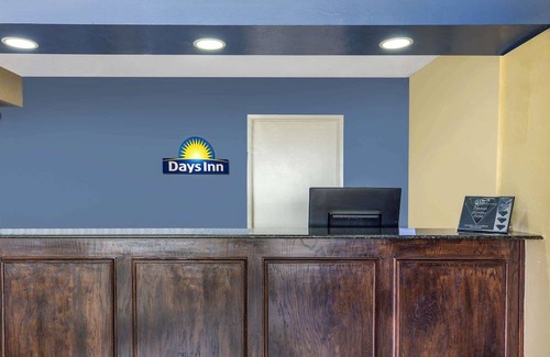Banning Hotel | Days Inn by Wyndham Banning Casino/Outlet Mall