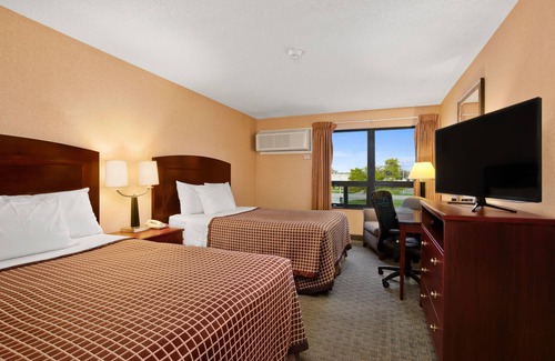 Utica Hotel | Days Inn by Wyndham Utica