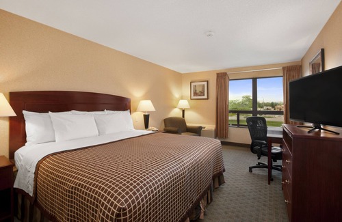 Utica Hotel | Days Inn by Wyndham Utica