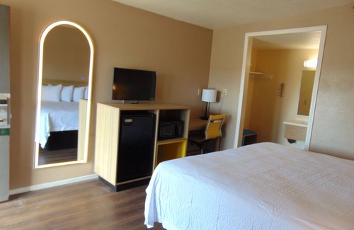 Victorville Hotel | Days Inn by Wyndham Victorville