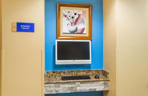 Vernal Hotel | Days Inn by Wyndham Vernal