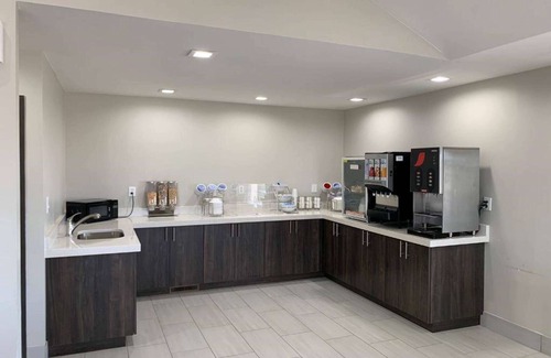 Wagoner Hotel | Days Inn by Wyndham Wagoner