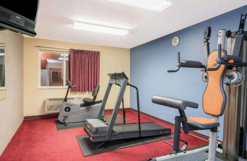 Eau Claire Hotel | Days Inn by Wyndham West-Eau Claire