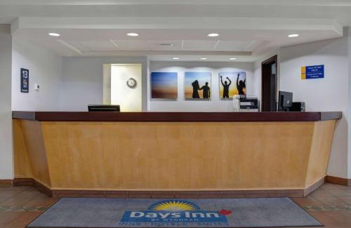 Whitecourt Hotel | Days Inn by Wyndham Whitecourt