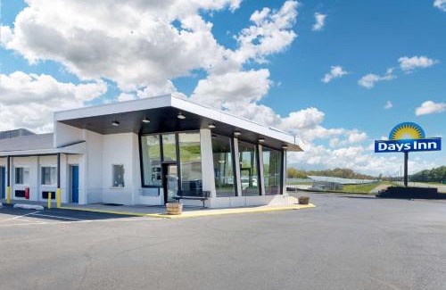 Wrightstown Hotel | Days Inn by Wyndham Wrightstown McGuire AFB Bordentown