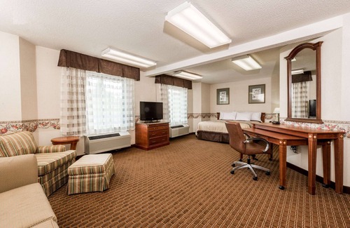 Yadkinville Hotel | Days Inn by Wyndham Yadkinville