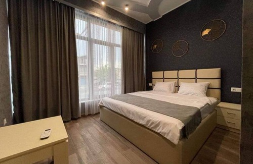 Erebuni Hotel | Days Inn Hotel
