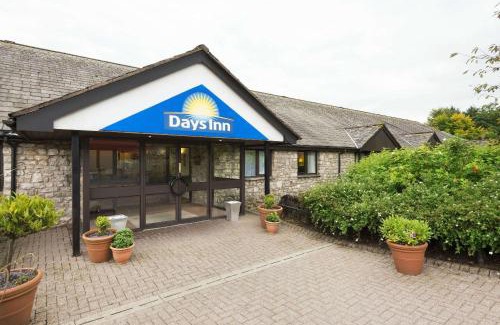 Kendal Hotel | Days Inn Kendal - Killington Lake